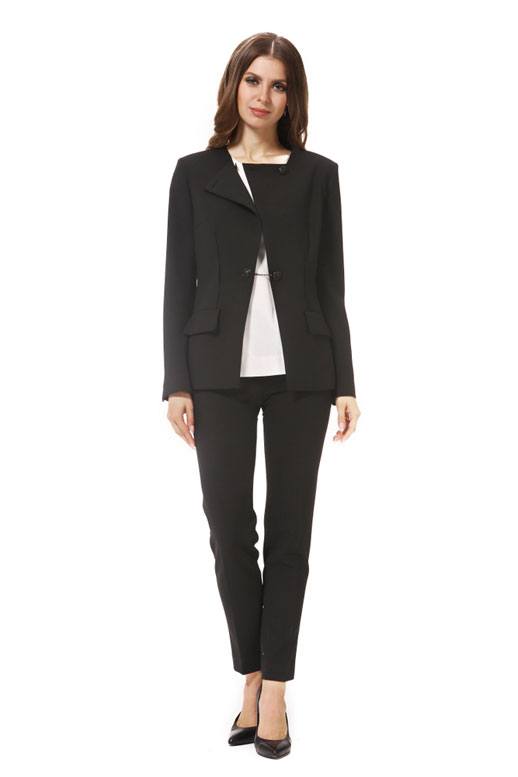 Can I Wear a Pantsuit and Other Fashion Rules for Law Firm Interviews