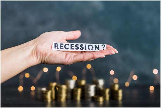 Strategies for Attorneys to Thrive in a Recession: Protecting Your Career During Economic Slowdowns