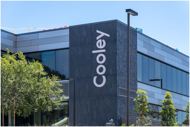 Cooley LLP Delays Start Dates for Incoming Associates to 2024
