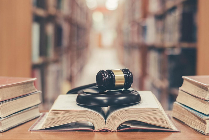 What To Expect from Law School: An Overview for Prospective Students What To Expect from Law School: An Overview for Prospective Students