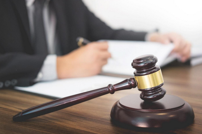 Choosing the Right Law School: A Comprehensive Guide to Finding the Perfect Fit for You Choosing the Right Law School: A Comprehensive Guide to Finding the Perfect Fit for You