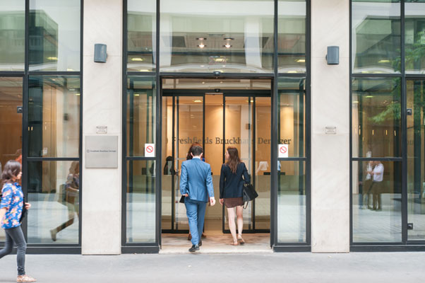 Freshfields Bruckhaus Deringer