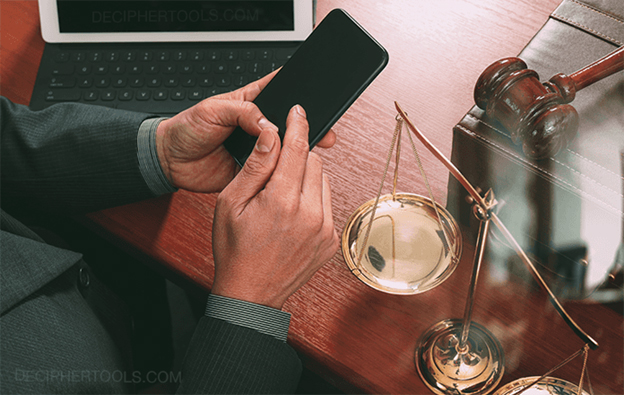 A Complete Guide for Lawyers Texting Clients