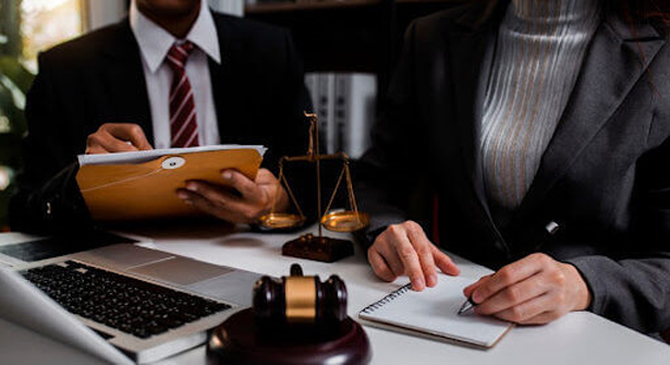 10 Tips for Leaving a Law Firm the Right Way 10 Tips for Leaving a Law Firm the Right Way