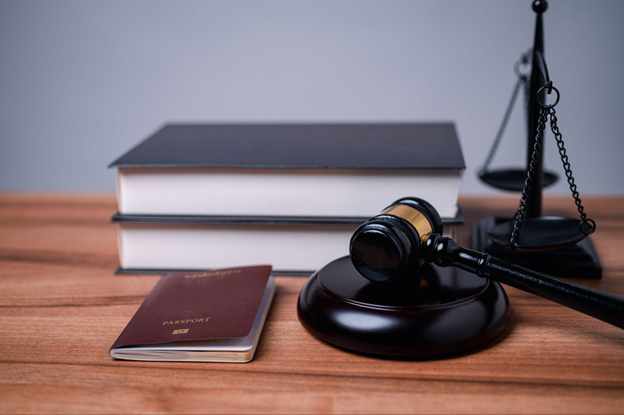 Textbooks, Tuition and More: Breaking down Lawyer Education Costs Textbooks, Tuition and More: Breaking down Lawyer Education Costs