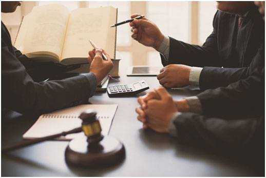 7 Benefits of Working in a Small Law Firm 7 Benefits of Working in a Small Law Firm
