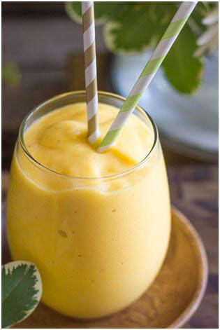 Here are 10 delicious breakfast smoothies to start your day.