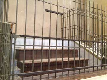 Paralegal Fernando Goncalves pleads guilty to fraud